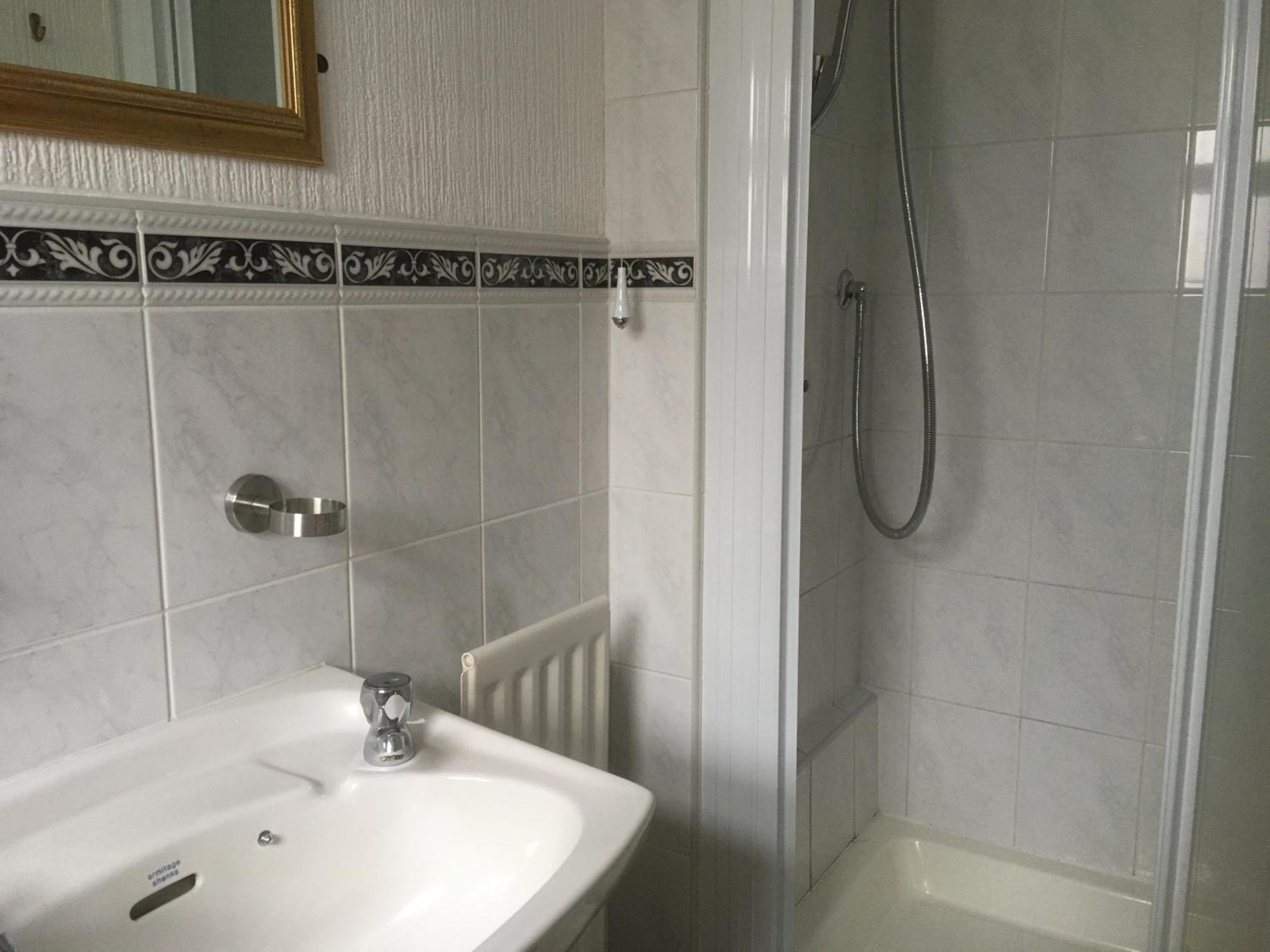 Grove House Guest House Telford Phòng bức ảnh